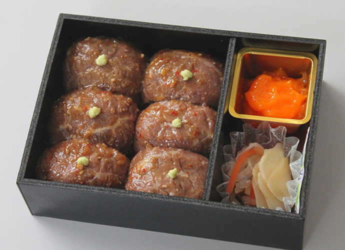 赤レンガローストビーフ寿司弁当